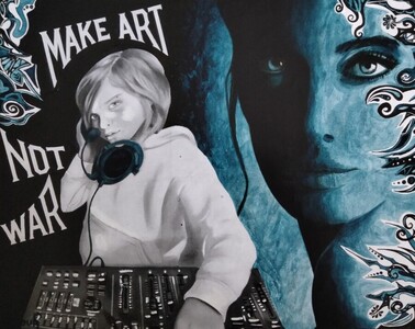 Make Art Not War -  Juin 2022 (30x24cm) Peinture acrylique et collage sur toile